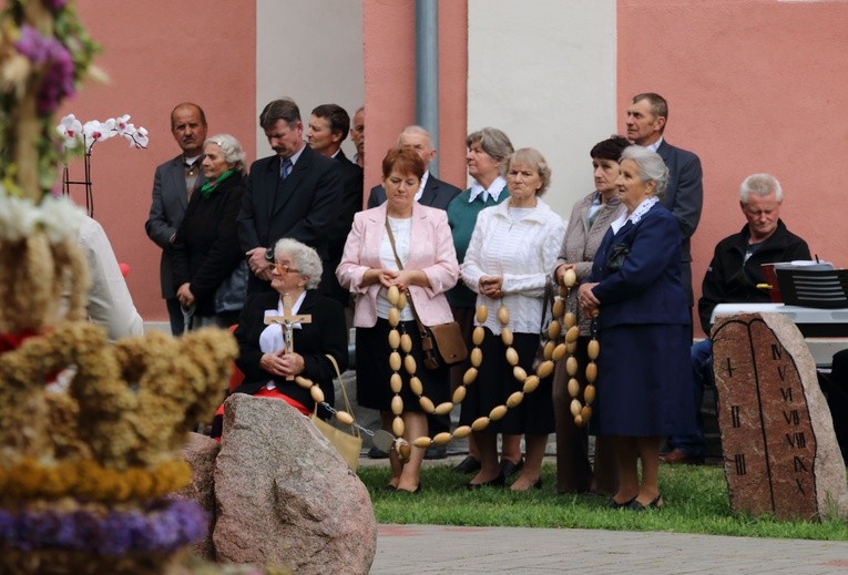 Dożynki diecezjalne w Zielonce Pasłęckiej