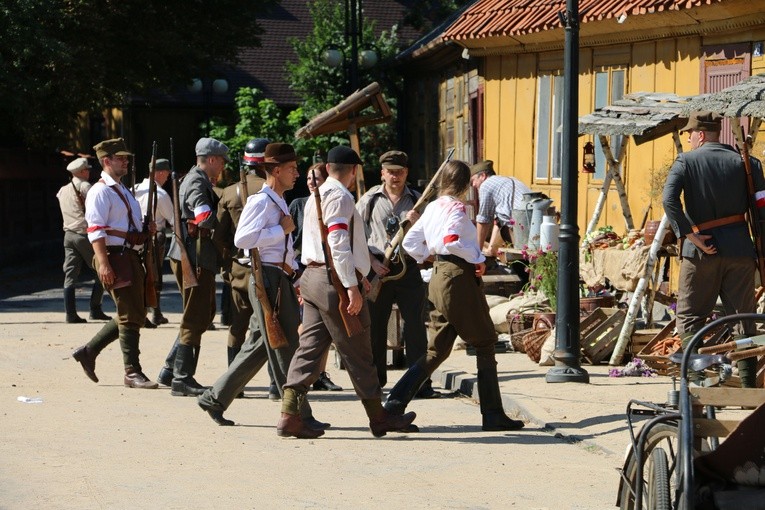 Rekonstrukcja powstania '44 w Raciążu