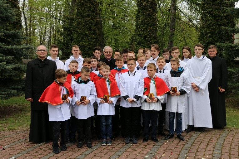 Jubileusz parafii w Karniewie