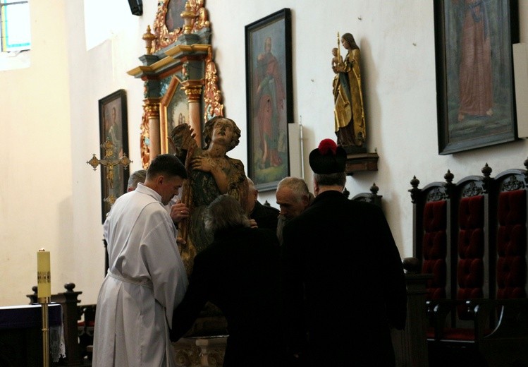 Figura św. Marii Magdaleny w Nowym Stawie