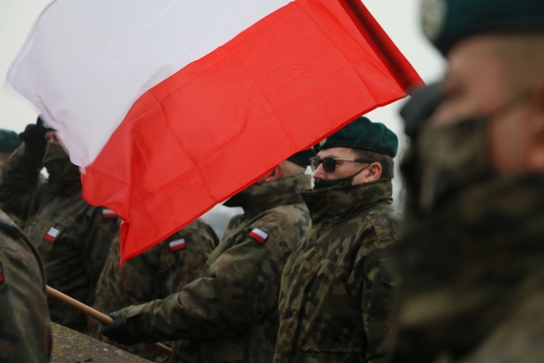 Strzelcy w hołdzie powstańcom styczniowym