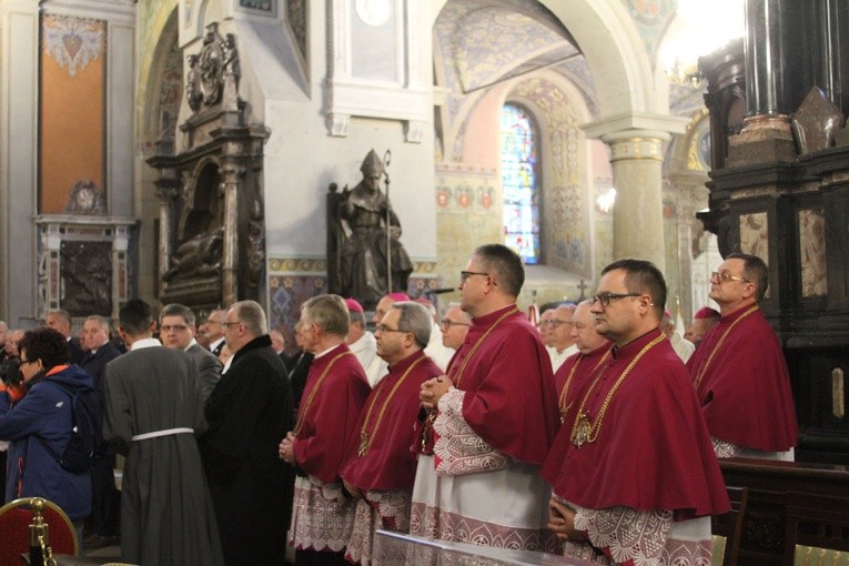 Episkopat w Płocku. Msza w katedrze
