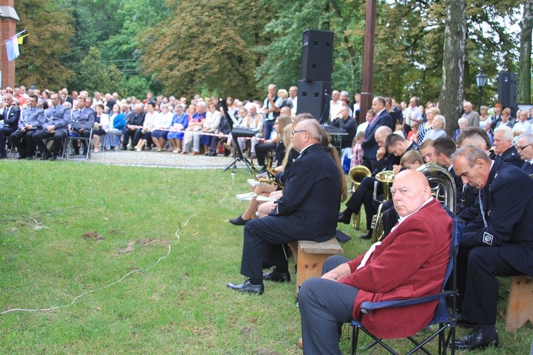Abp Stanisław Gądecki w Rostkowie