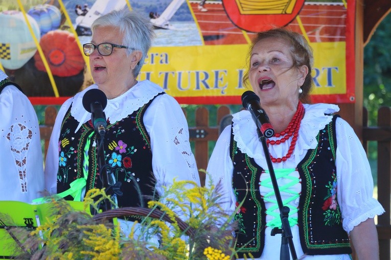 XVII Przegląd Zespołów Śpiewaczych "Seniorada"