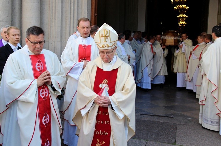 Pogrzeb ks. Piotra Błońskiego cz.2