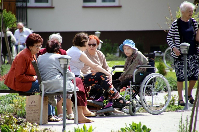 Sikórz. Piknik w Leonianum