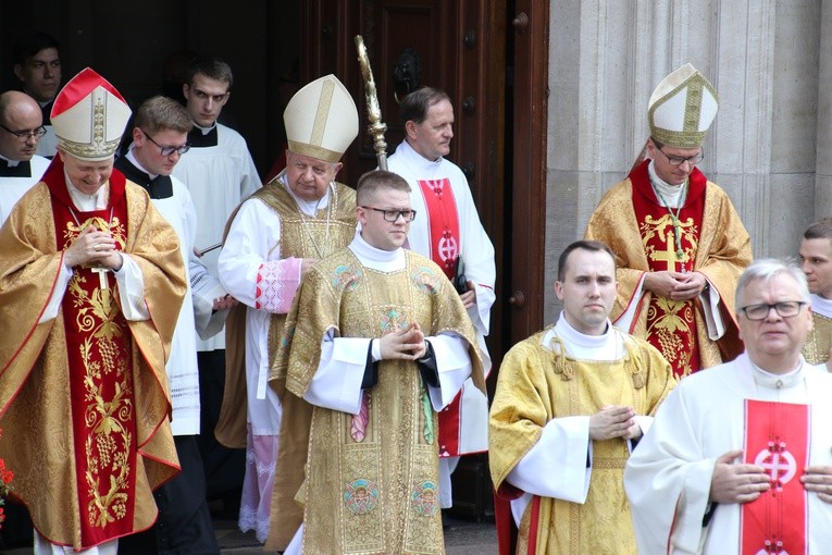 Płock. Obchody 100. rocznicy chrztu św. Jana Pawła II