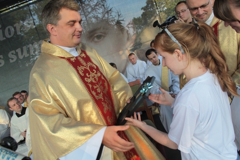 XXXIII Pielgrzymka młodzieży do Rostkowa