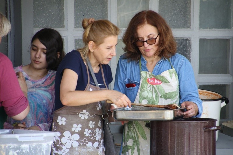 Pielgrzymka. Obiad w Gostyninie