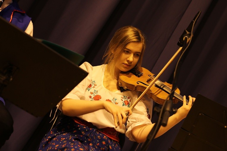 Koncert "Małych Karniewiaków"