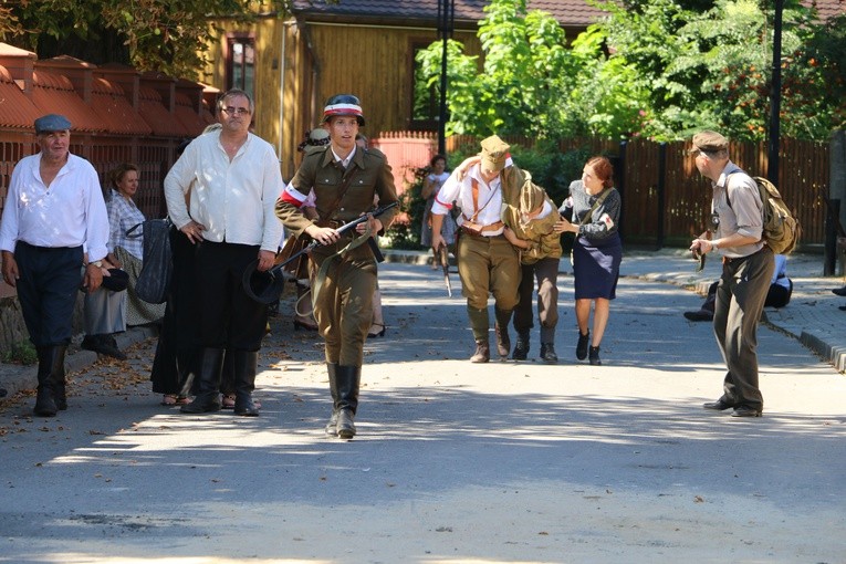 Rekonstrukcja powstania '44 w Raciążu