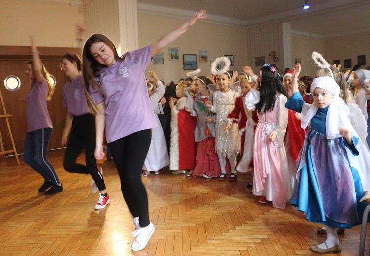 Bal Wszystkich Świętych u pijarów w Elblągu