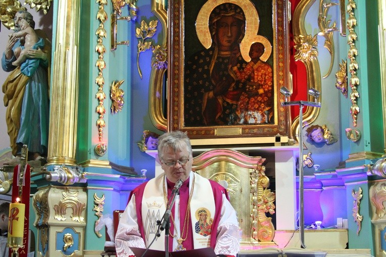 Strzygi. Nawiedzenie w parafii św. Stanisława BM