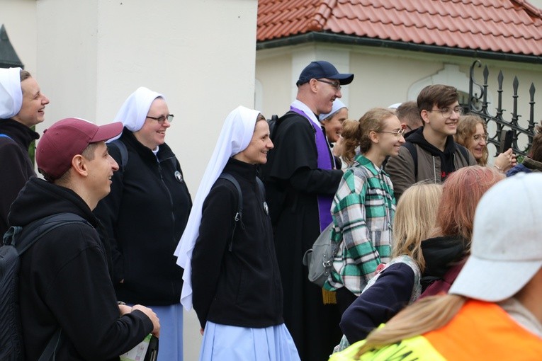 II Młodzieżowa Płońska Piesza Pielgrzymka do Czerwińska n. Wisłą