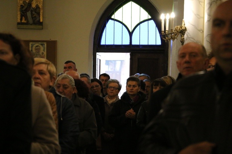 Stara Wrona. Uroczystości pogrzebowe ks. kan. Wawrzyńca Ulanowskiego