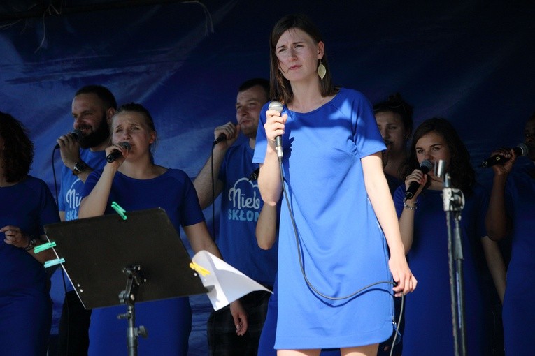Uwielbienie w Ryjewie