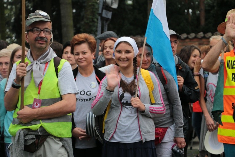 Pierwszy dzień pielgrzymki - przedpołudnie
