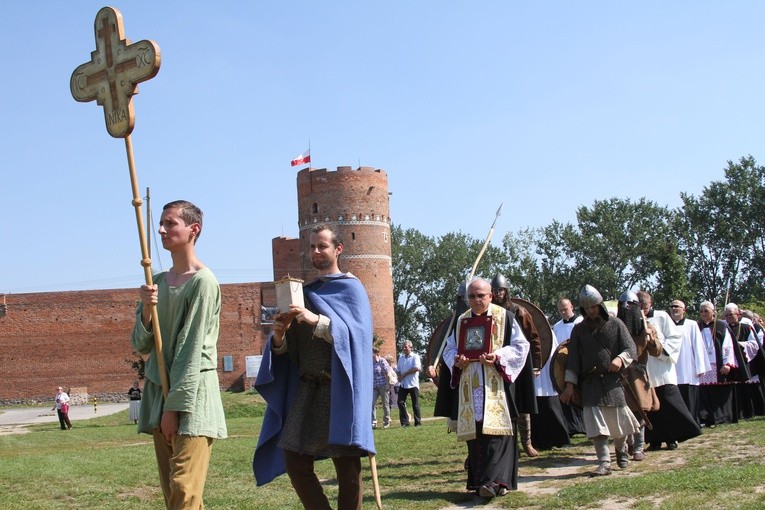 Diecezjalne dziękczynienie za chrzest Polski. 1