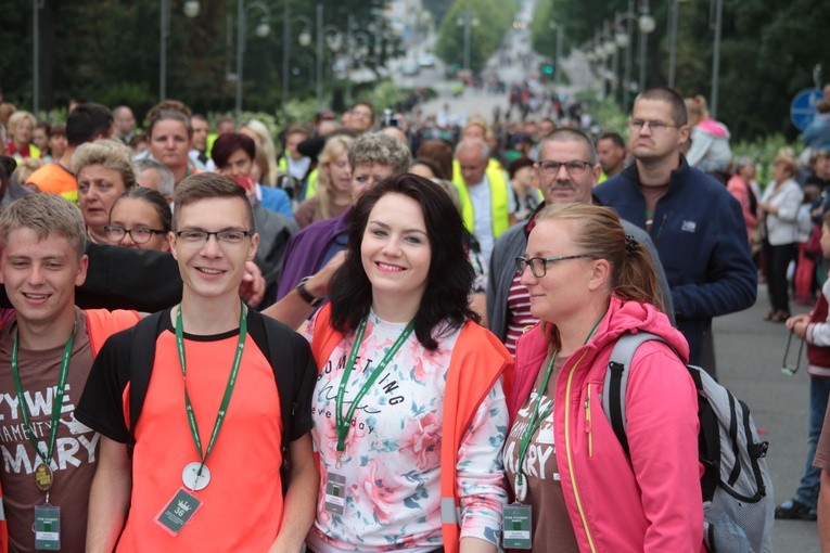 Pielgrzymka. Jasna Góra (część 1)