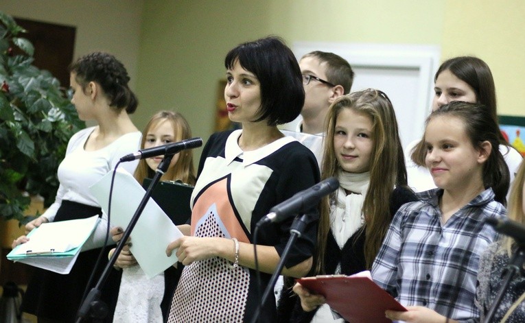 Wieczornica papieska