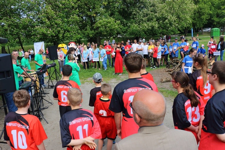 XIII Mityng w Biegach Przełajowych Olimpiad Specjalnych w Elblągu
