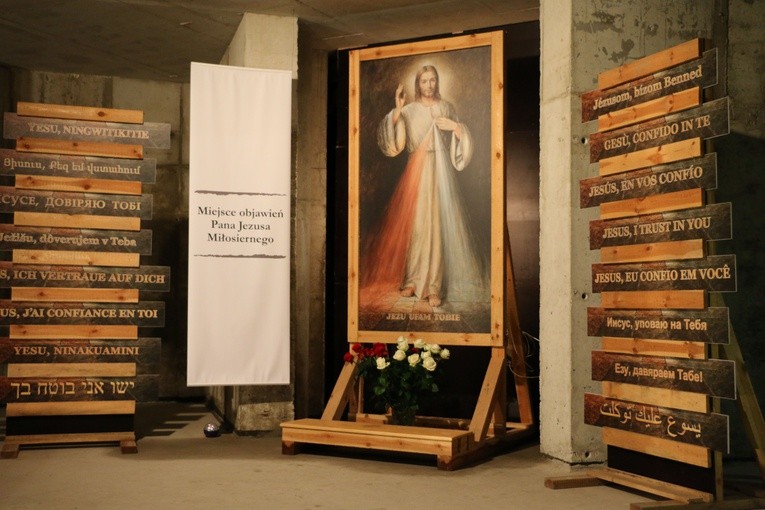 22 lutego - Pielgrzymi w sanktuarium cz. 2