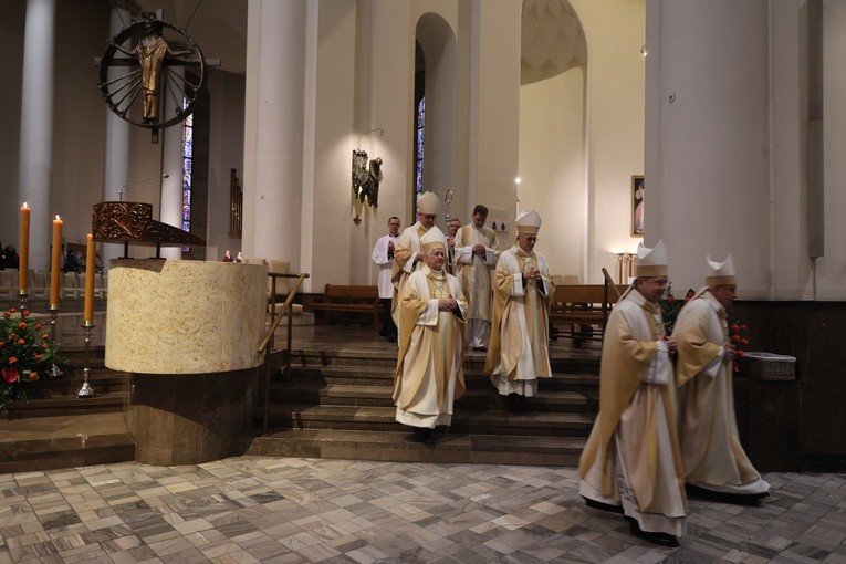 Uroczystość Chrystusa Króla w katowickiej katedrze cz. 1