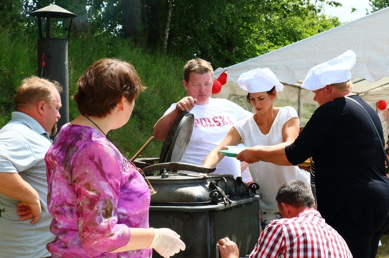 Piknik rodzinny w Rodowie