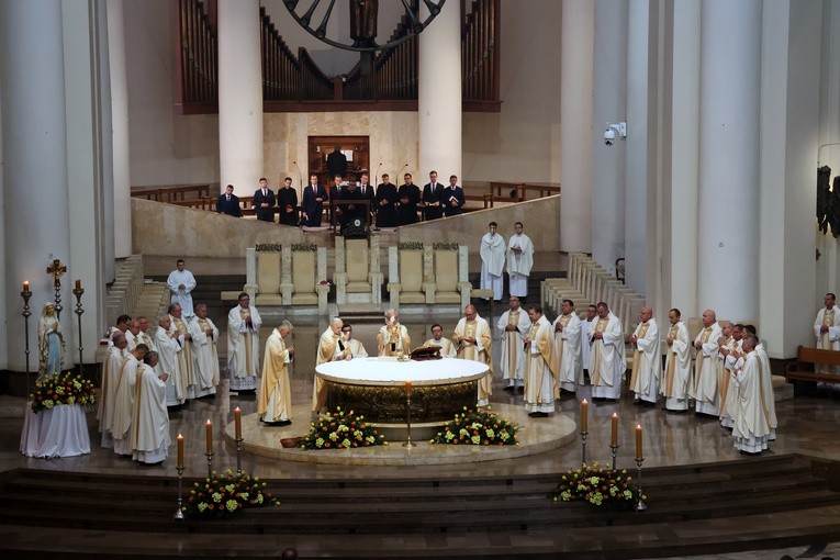 Katowice. Dzięczynienie za synod cz. 2