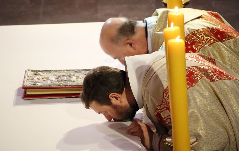Msza Krzyżma w katedrze elbląskiej
