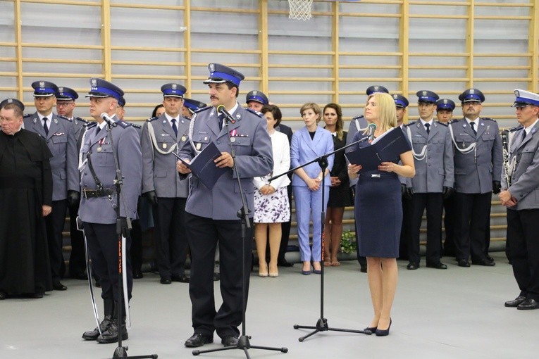 Sztandar dla policji w Przasnyszu
