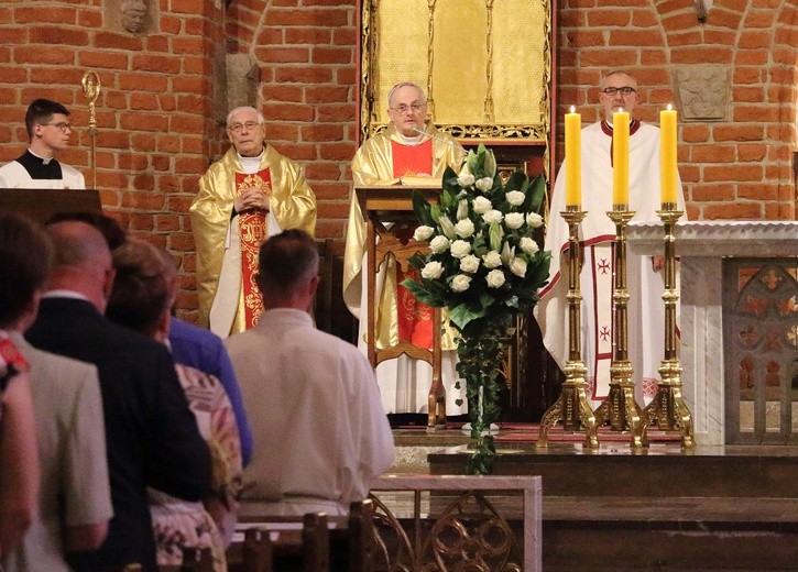 Nowi diakoni stali w diecezji