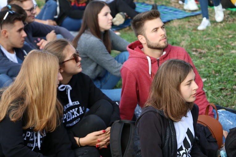 Rostkowo. Pielgrzymka młodzieży