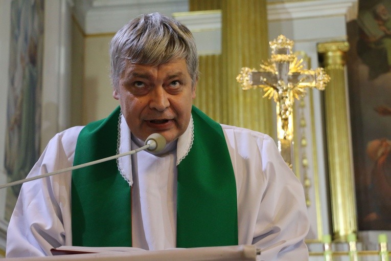 Ks. Pawlukiewicz w Makowie