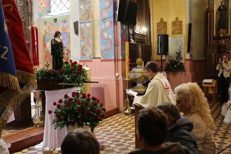 Niedzbórz. Wprowadzenie relikwii św. Rity