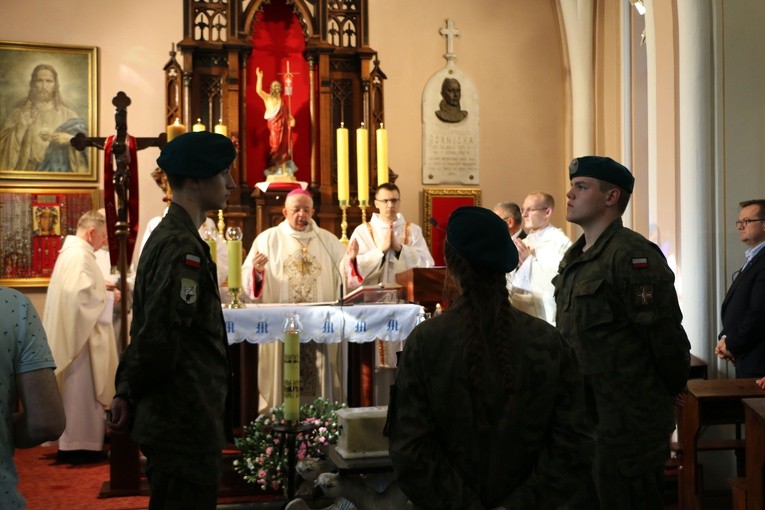 Pochówek dzieci zmarłych przed narodzeniem w Płocku
