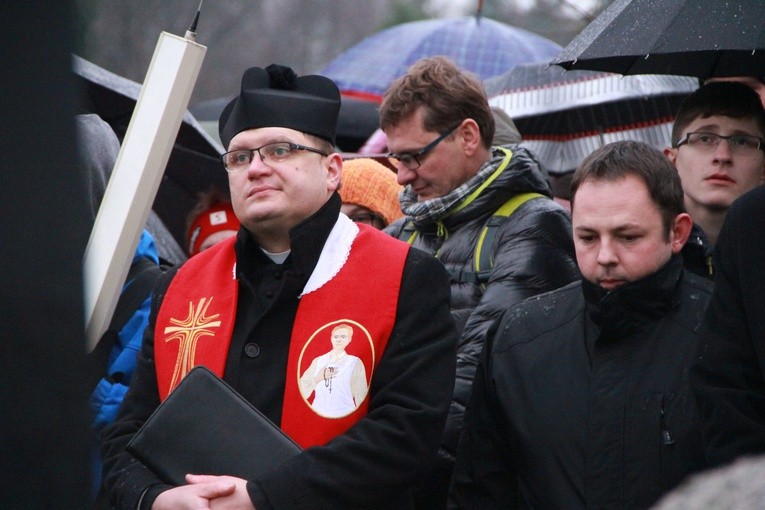 Droga Krzyżowa w Wał Rudzie