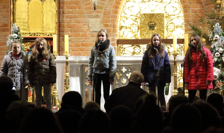 Koncert laureatów IV Międzyszkolnego Konkursu Kolęd i Pastorałek