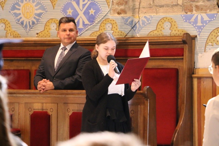 Uroczystości w SP im. Kardynała Stefana Wyszyńskiego w Siedlinie