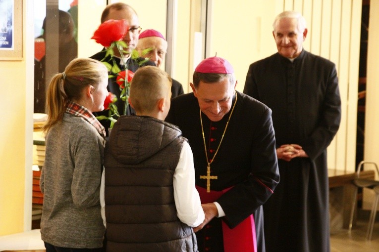 Relikwie św. Jana Pawła II w Rusinowicach