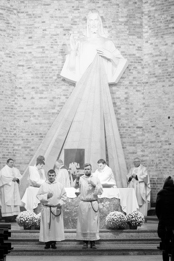 Symbole ŚDM - parafia św. Jerzego