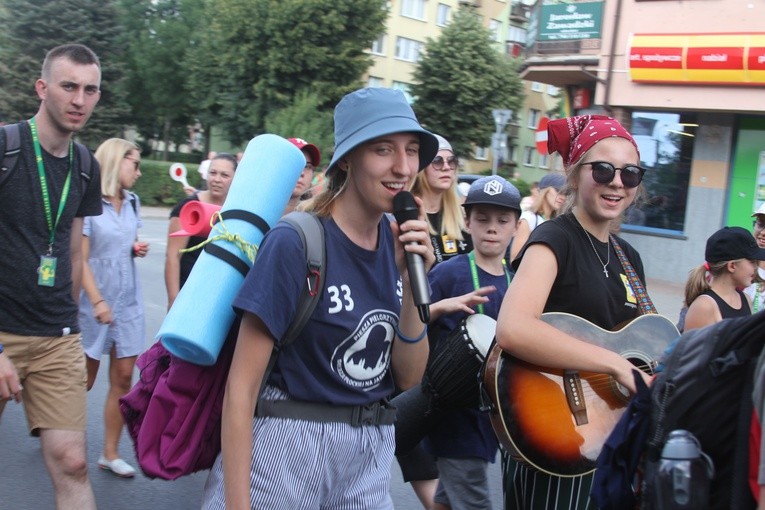 Pielgrzymka 2019. Obiad w Gostyninie