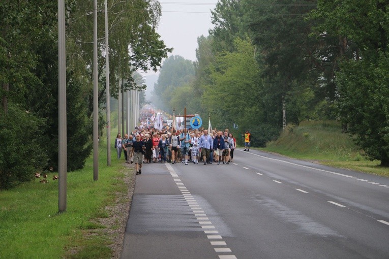Pierwszy dzień pielgrzymki - przedpołudnie
