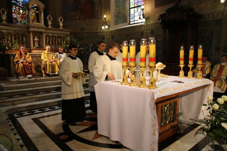 Święcenia kapłańskie w Płocku. Część II
