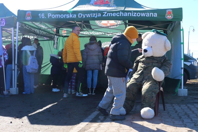 Pokaz sprzętu wojskowego w Sztutowie