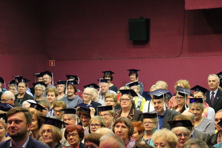 Powiatowy Uniwersytet Trzeciego Wieku w Ciechanowie