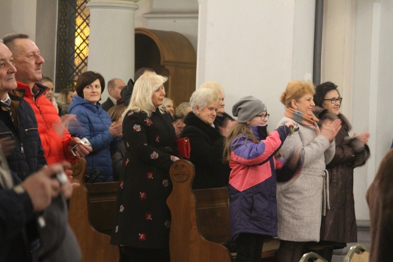 Poświęcenie ołtarza w Płocku-Radziwiu
