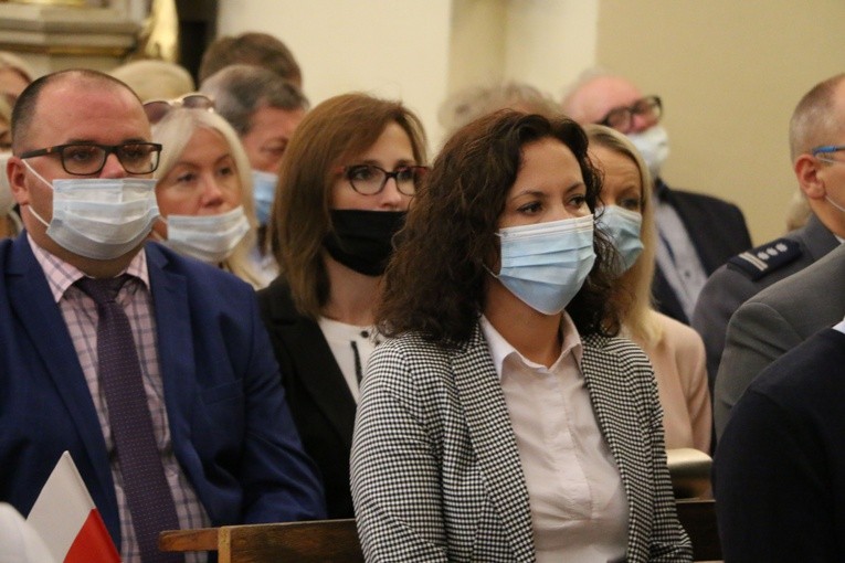 Czerwińsk. 50. rocznica koronacji obrazu Matki Bożej, cz. I