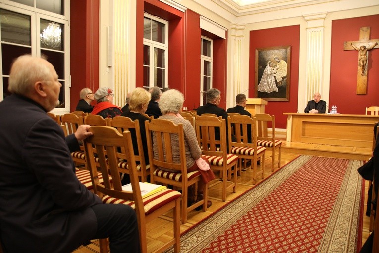 Ks. prof. Janusz Mariański w płockim WSD