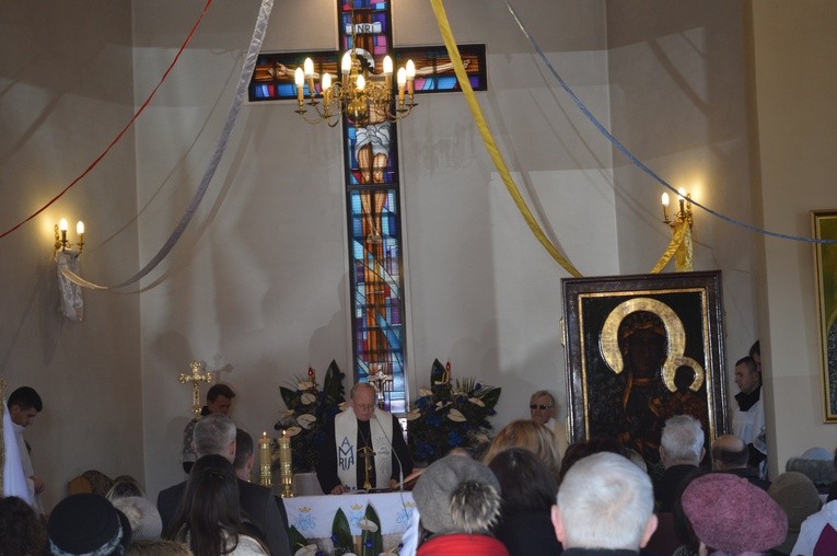 Pomiechowo II. Nawiedzenie w kaplicy w Starym Orzechowie